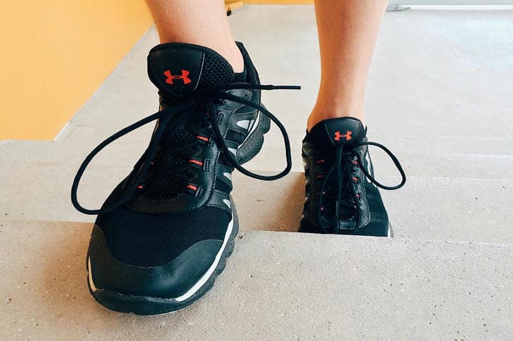 Hoe regelmatig wandelen de helft van de medicijnen in je medicijnkastje kan vervangen: een onconventionele kijk op de meest basale activiteit